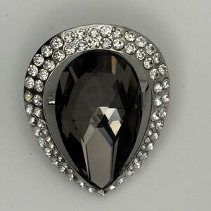 Glamorous Black and Silver Teardrop Crystal Brooch